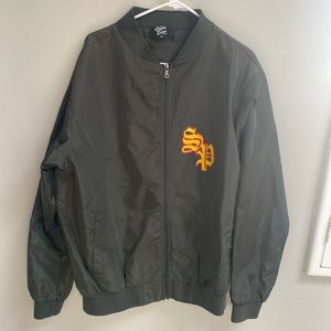 San Pedro XL Wind Breaker Forest Green Color Never Worn